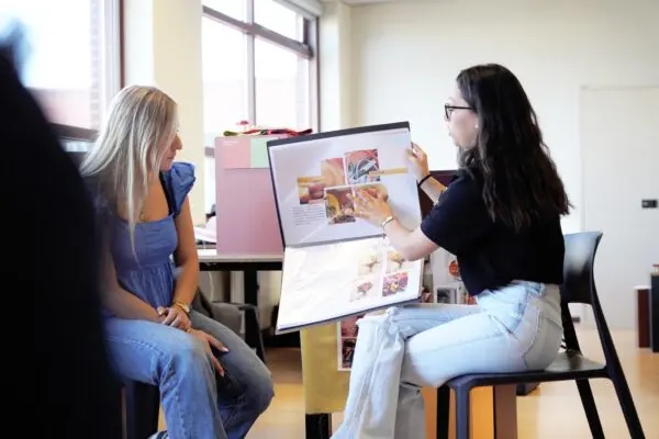 Student presenteert moodboard