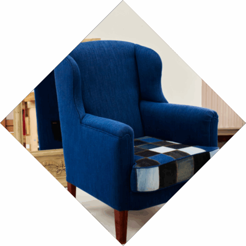 Een gestoffeerde fauteuil