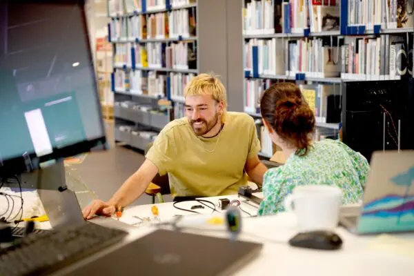 HMC-studiecentrum begeleider